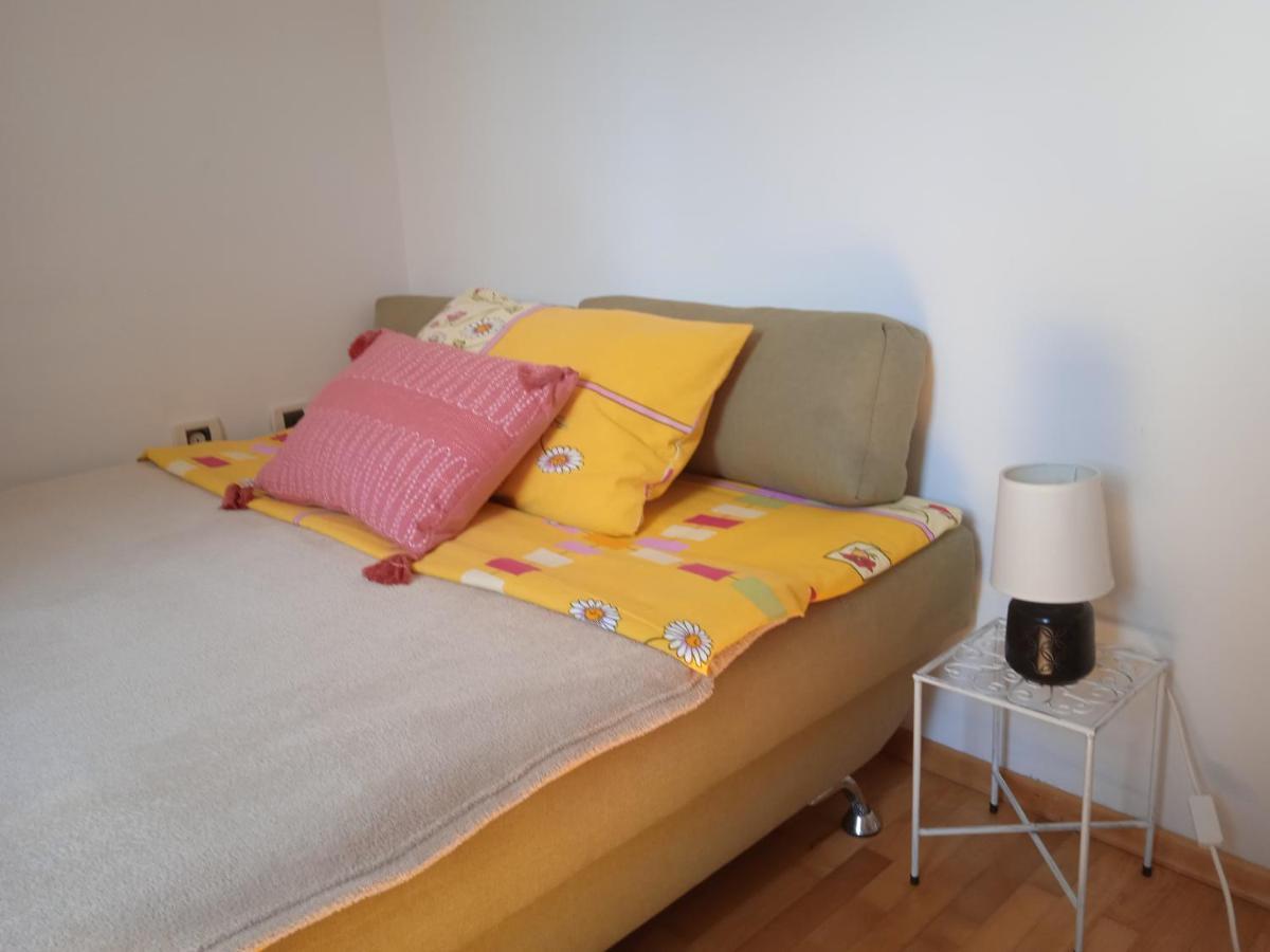 Apartment Mimi Opric Екстер'єр фото