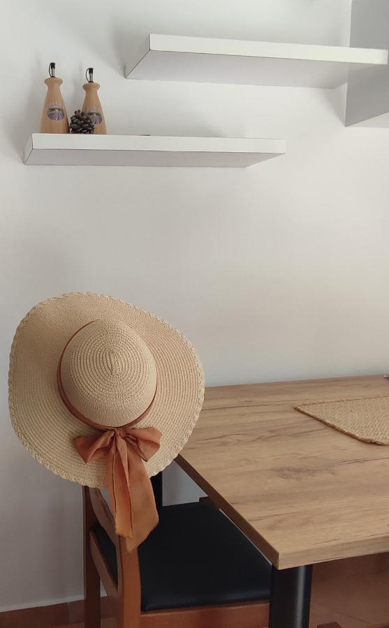 Apartment Mimi Opric Екстер'єр фото